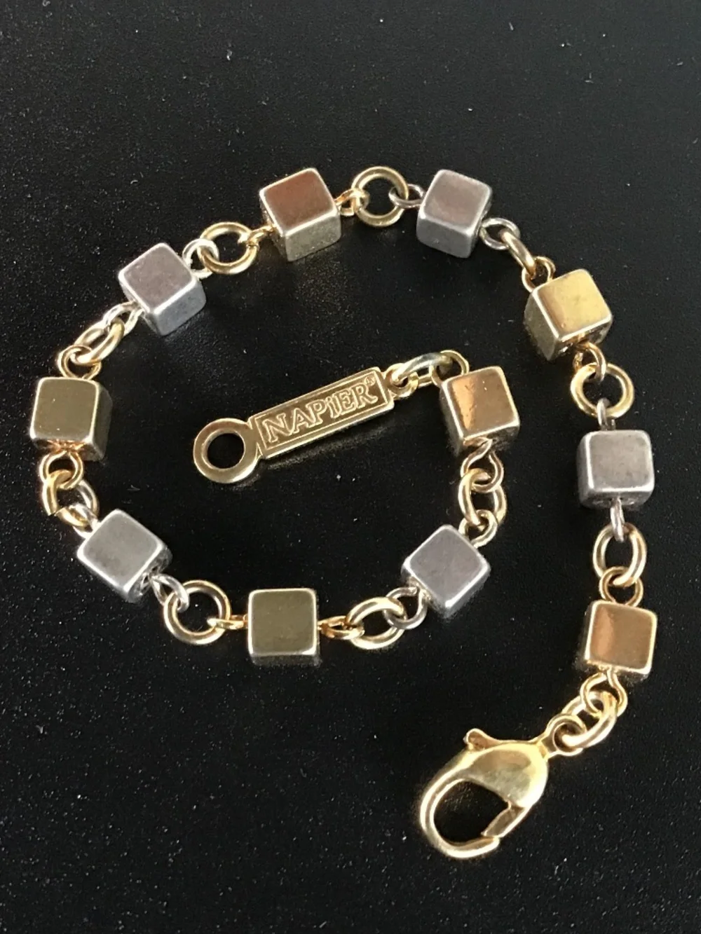 Vintage Signed Napier 1980s Two Tone Cube Link Bracelet 7” Minimalist
